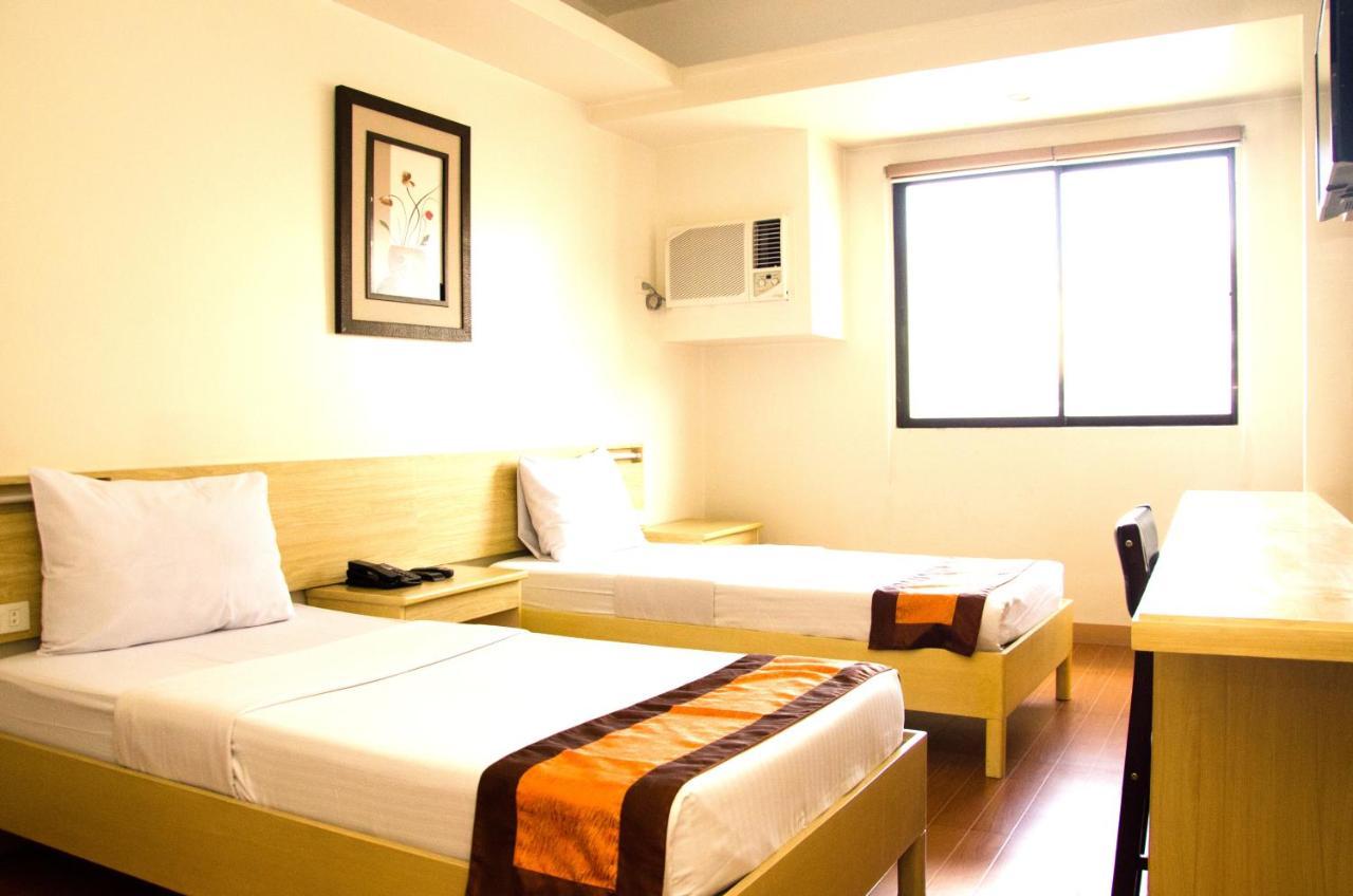 M Suites Hotel Makati City Ngoại thất bức ảnh