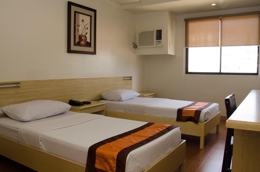 M Suites Hotel Makati City Ngoại thất bức ảnh