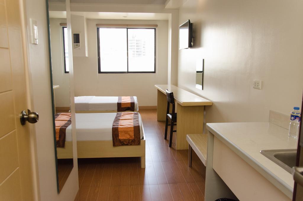 M Suites Hotel Makati City Ngoại thất bức ảnh