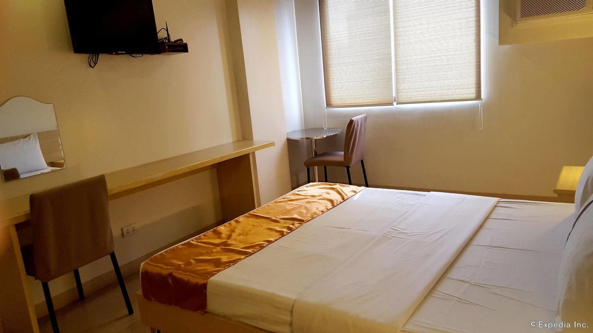 M Suites Hotel Makati City Ngoại thất bức ảnh