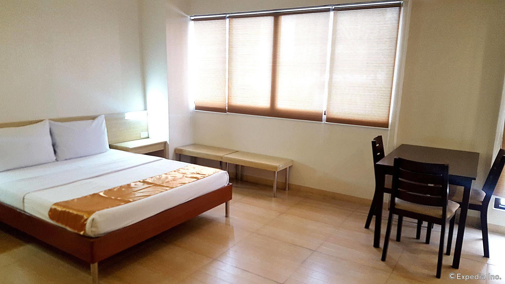 M Suites Hotel Makati City Ngoại thất bức ảnh