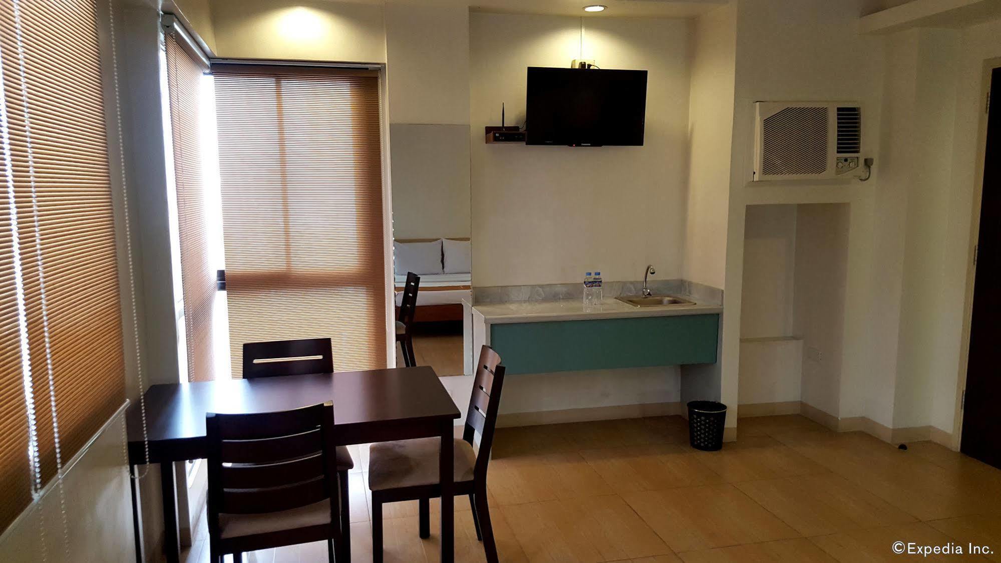 M Suites Hotel Makati City Ngoại thất bức ảnh